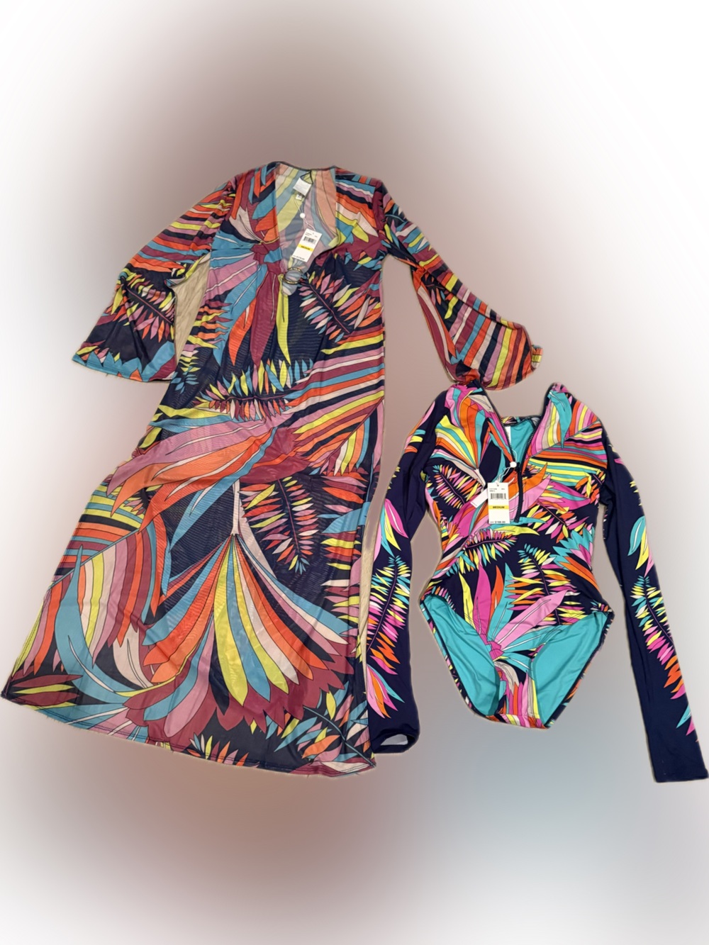Trina Turk, NWT swim bundle Vibrant Tropical Print Swimsuit and Cover-Up Set med